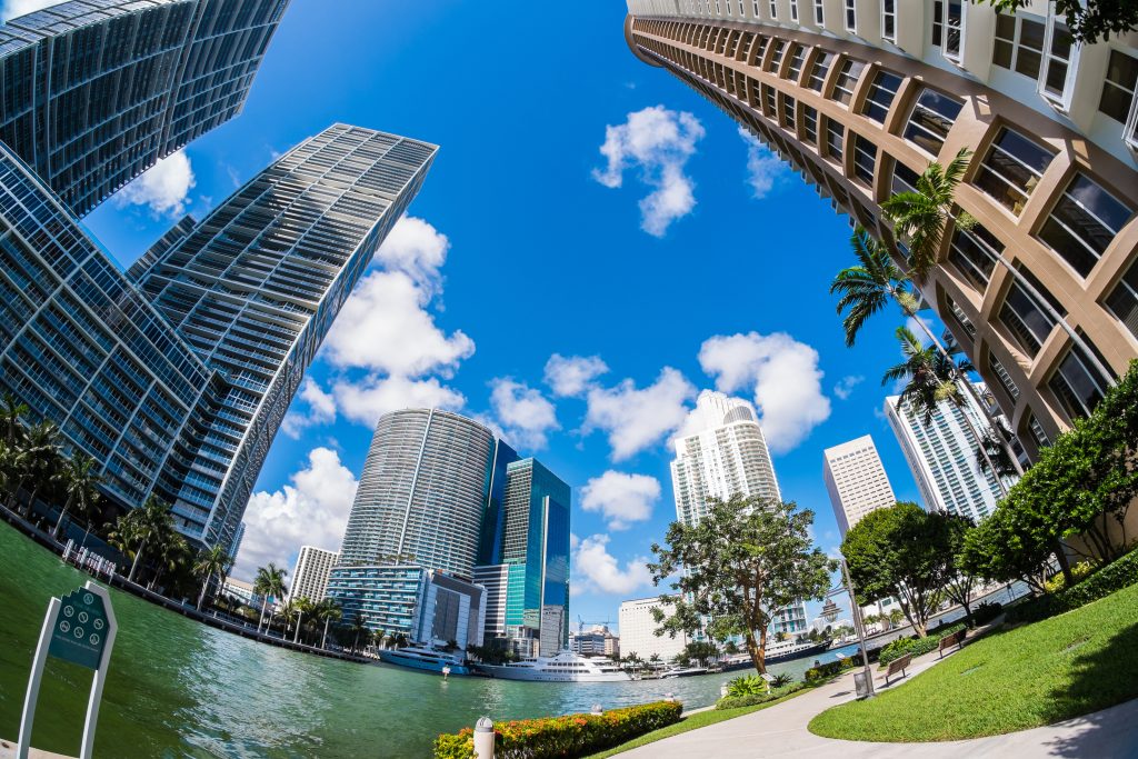 Escolha o edifício em Miami perfeito para suas necessidades